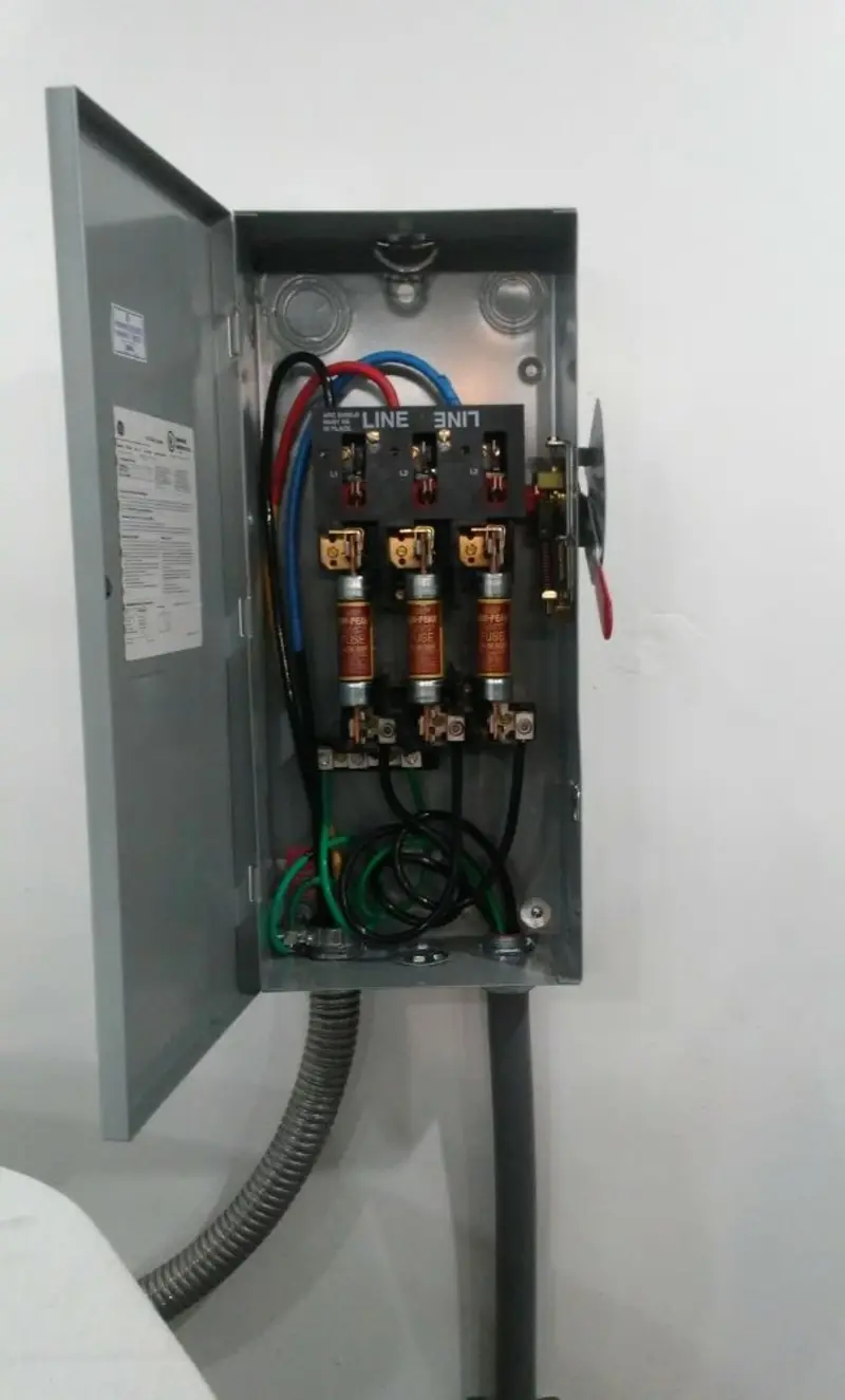 Three-phase disconnect switch installed for Electrical Wiring & Rewiring in Metamora